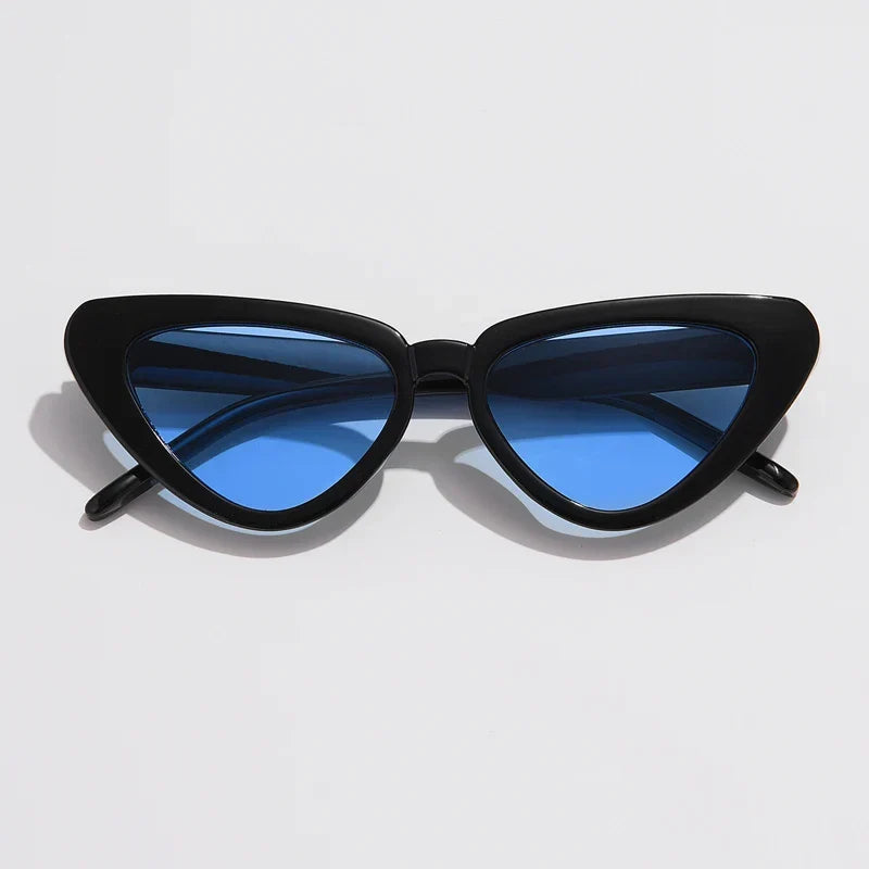 Vintage Flair Cat-Eye Glasses