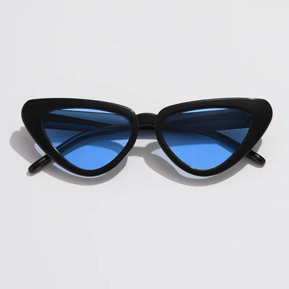 Vintage Flair Cat-Eye Glasses