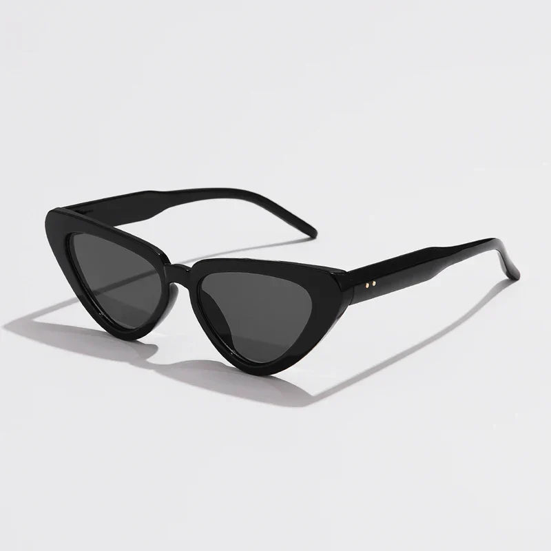 Vintage Flair Cat-Eye Glasses