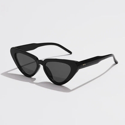 Vintage Flair Cat-Eye Glasses