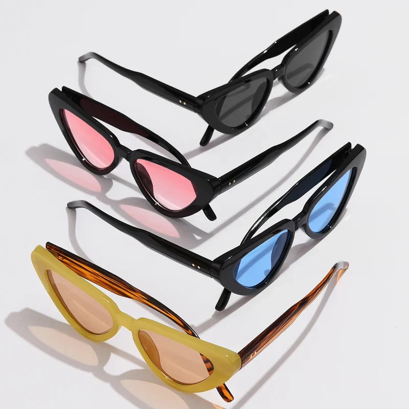Vintage Flair Cat-Eye Glasses